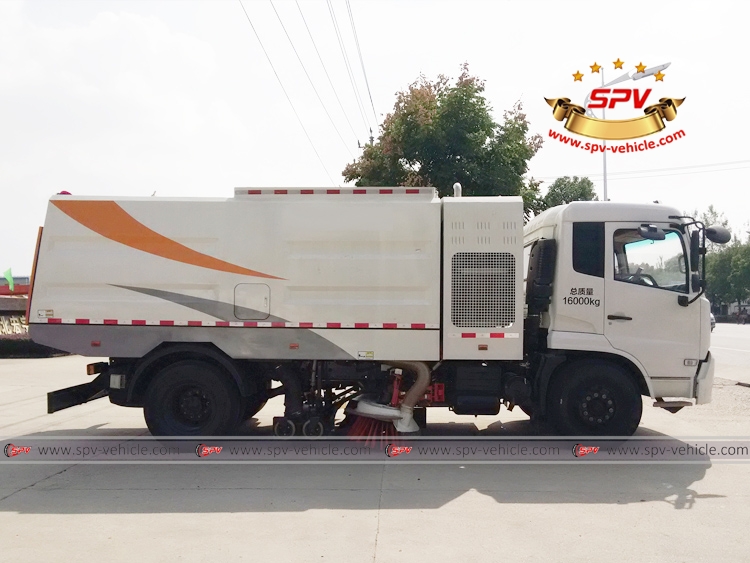 Vacuum Sweeper Truck - Dongfeng - RS Vacuum Sweeper Truck - Dongfeng - RS